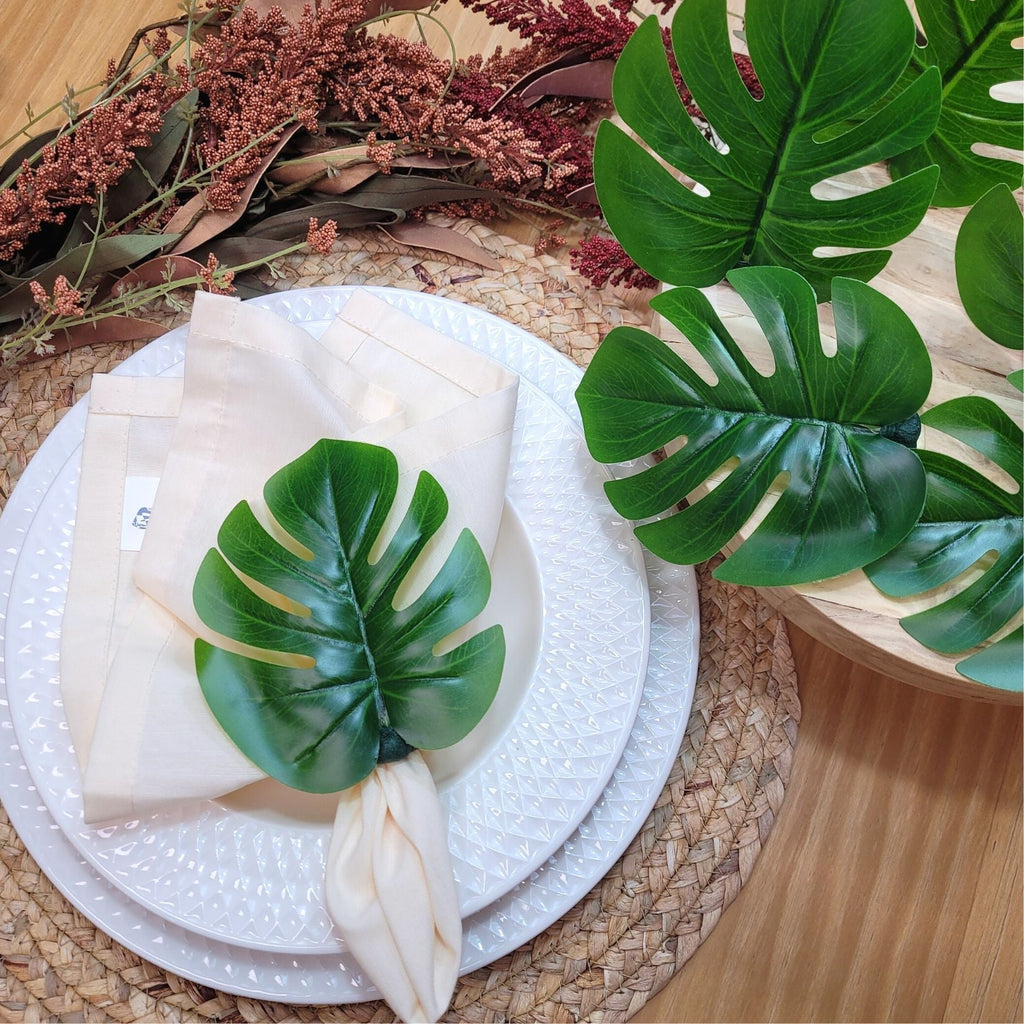 Charlo's Set 4 Green Monstera Leaf Tropical Napkin Rings Ecofriendly Pack for dining table decor